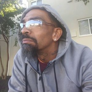 Meet your Posher, Samuel